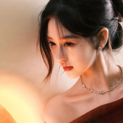 卿卿三思 海报